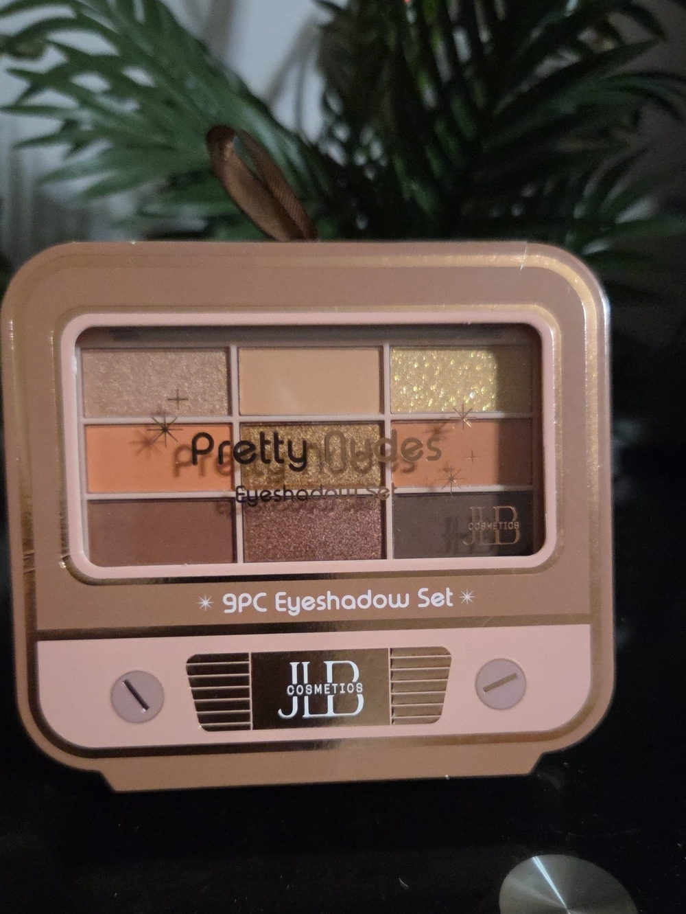 9PC Eyeshadow Set - Nude & Gold
